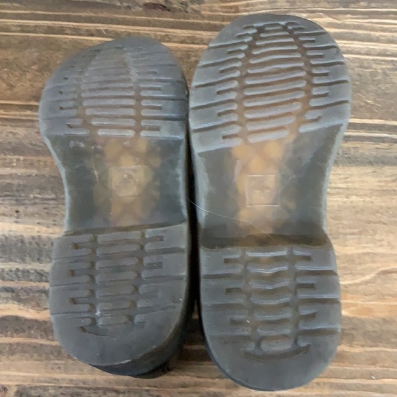 Dr. Martens school shoes youth size 1 Black leather Tie lace - Picture 8 of 11